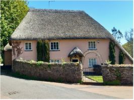The pink cottage in Cockington Village The pink cottage in Cockington Village